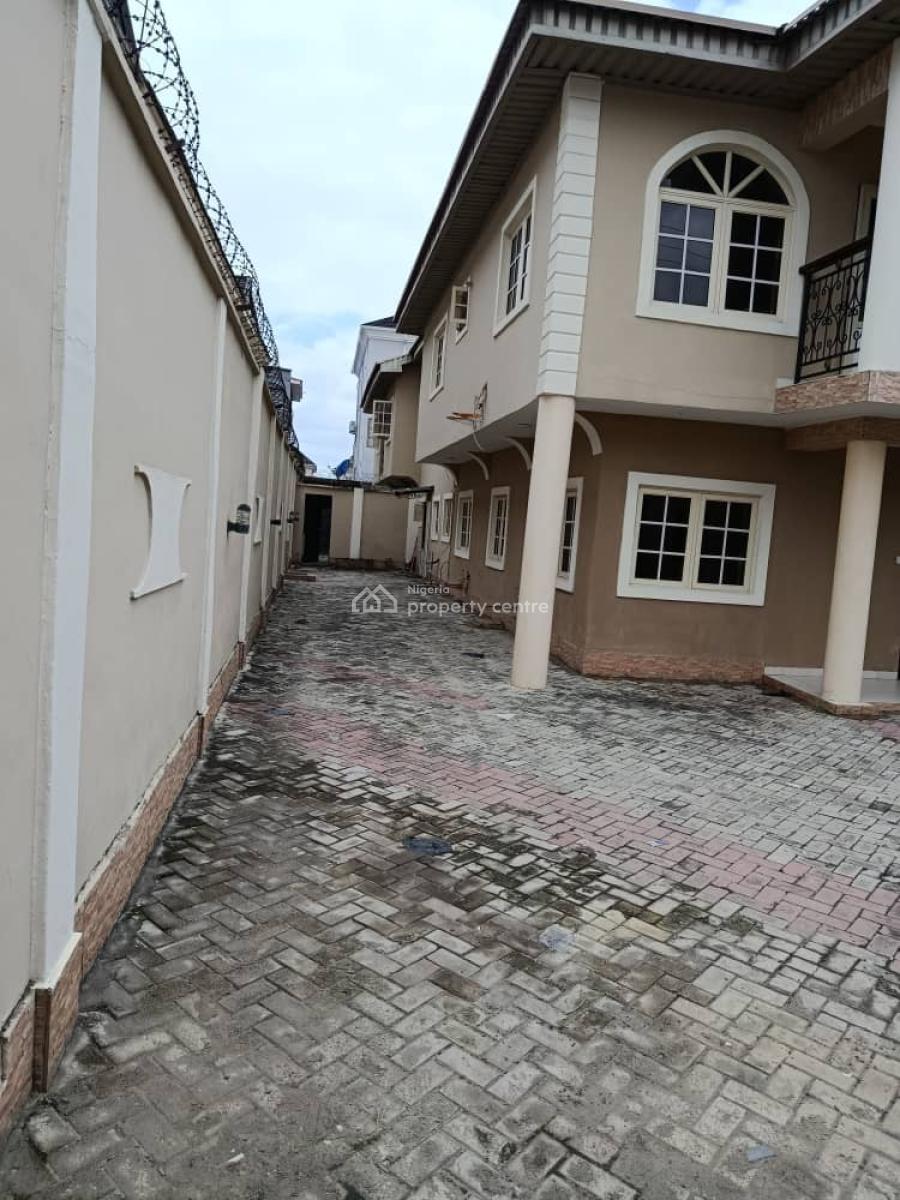 Neat 5 Bedroom Semi Detached Duplex, Osapa, Lekki, Lagos, Semi-detached Duplex for Rent