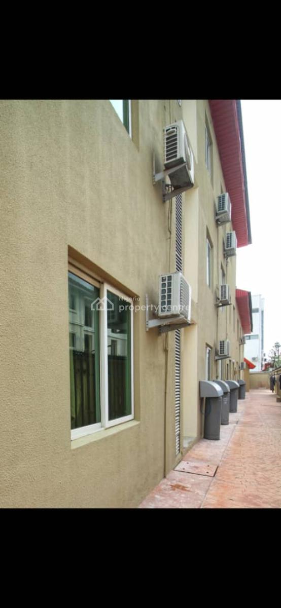 Mini-estate: 3 Bedroom Apartments, Lekki Phase 1, Lekki, Lagos, Block of Flats for Sale