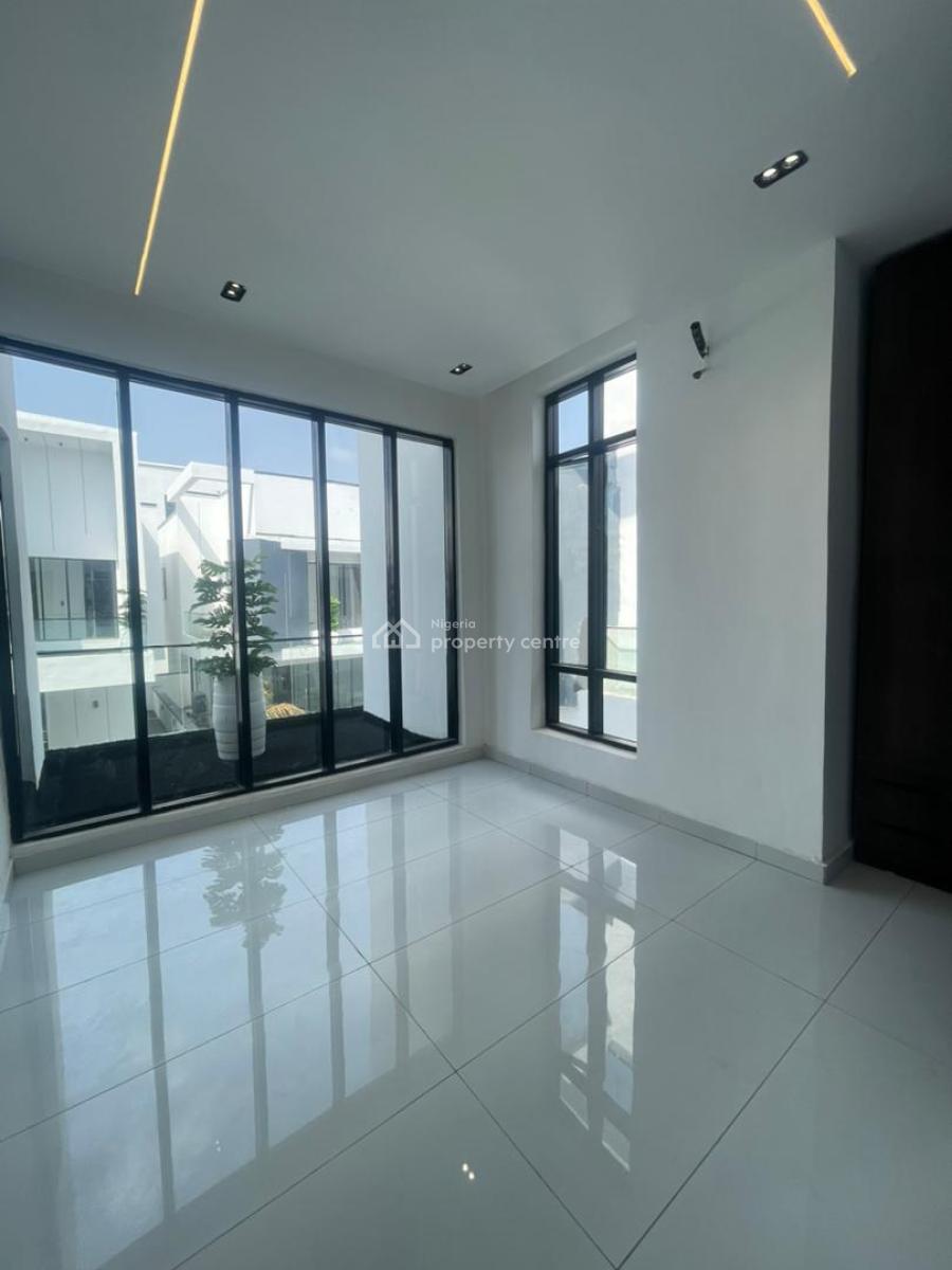 Aesthetically Pleasing Automated 5 Bedroom  Duplex with a Bq, Chevron, Lekki, Lagos, Detached Duplex for Sale