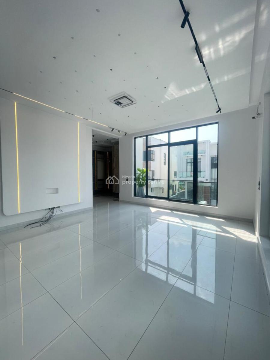 Aesthetically Pleasing Automated 5 Bedroom  Duplex with a Bq, Chevron, Lekki, Lagos, Detached Duplex for Sale