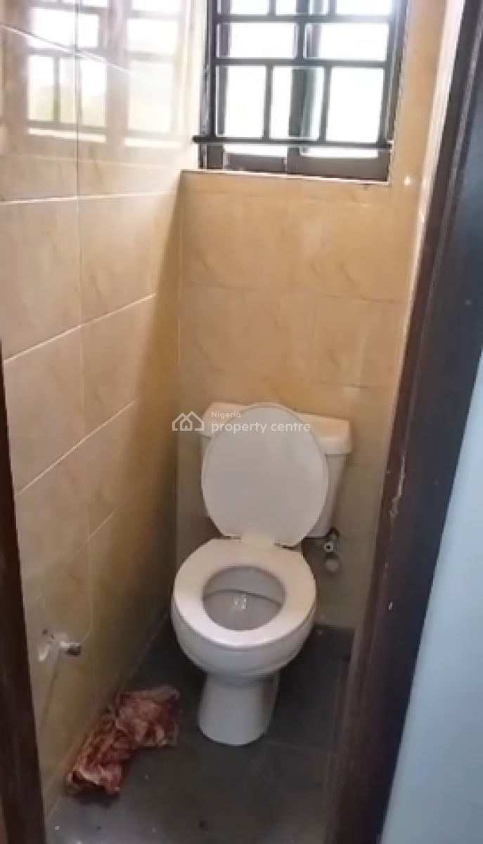 Spacious Miniflat, Back of Blenco Supermarket Opposite Skymall., Sangotedo, Ajah, Lagos, Mini Flat (room and Parlour) for Rent