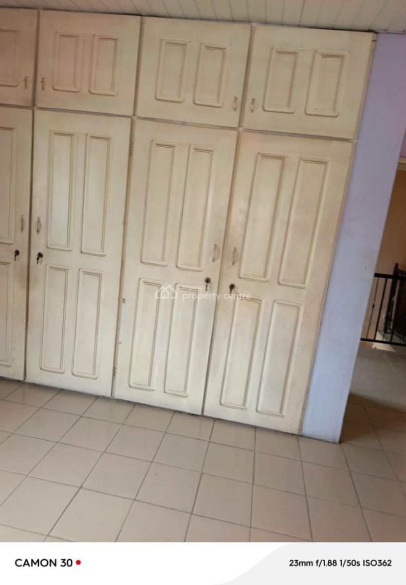 Numbers of 4bedroom Terrace Duplex in Magodo Phase 1 with Title C of, Magodo Gra Phase 1, Gra Phase 1, Magodo, Lagos, Terraced Duplex for Sale