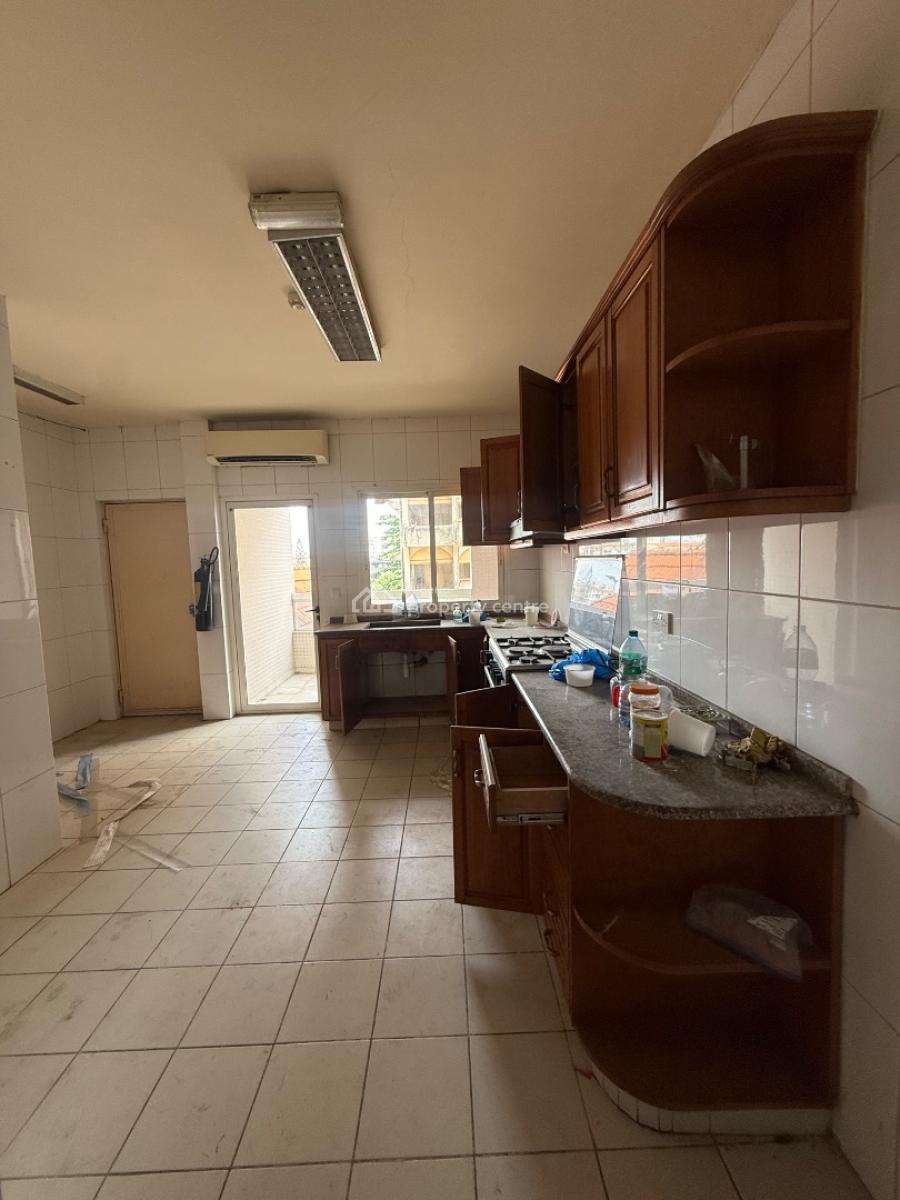 Three Bedroom Apartment with Maids Room, Ikoyi, Lagos, Flat / Apartment for Rent