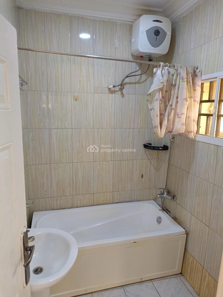 Serviced 3 Bedroom Block of Flat Location, Katampe Extension, Katampe Extension, Katampe, Abuja, Flat / Apartment for Rent