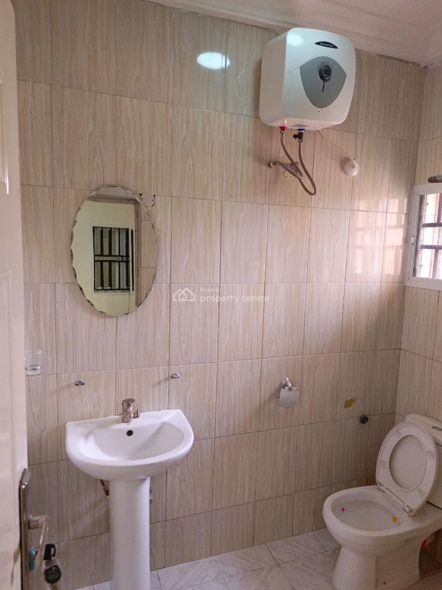 Serviced 3 Bedroom Block of Flat Location, Katampe Extension, Katampe Extension, Katampe, Abuja, Flat / Apartment for Rent