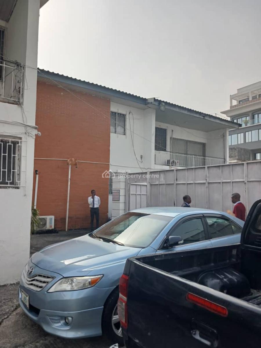 Commercial Building in Vi, Victoria Island (vi), Lagos, Commercial Property for Sale