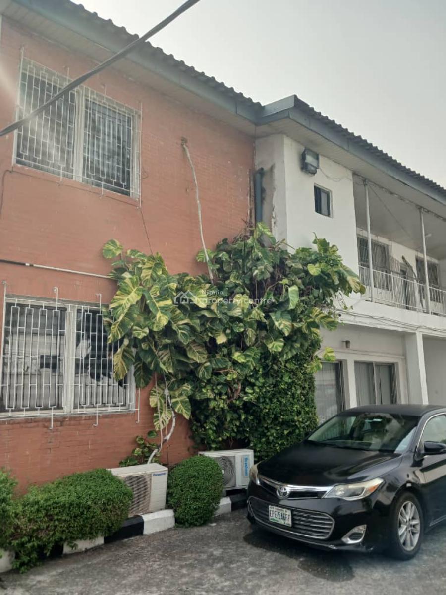 Commercial Building in Vi, Victoria Island (vi), Lagos, Commercial Property for Sale