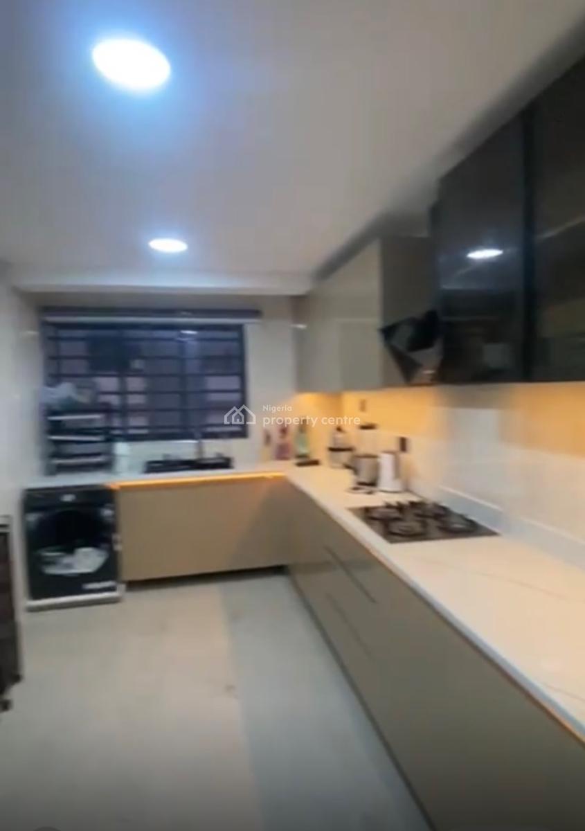 Luxurious 3 Bedrooms Apartment, Gbagada, Lagos, Flat / Apartment for Sale