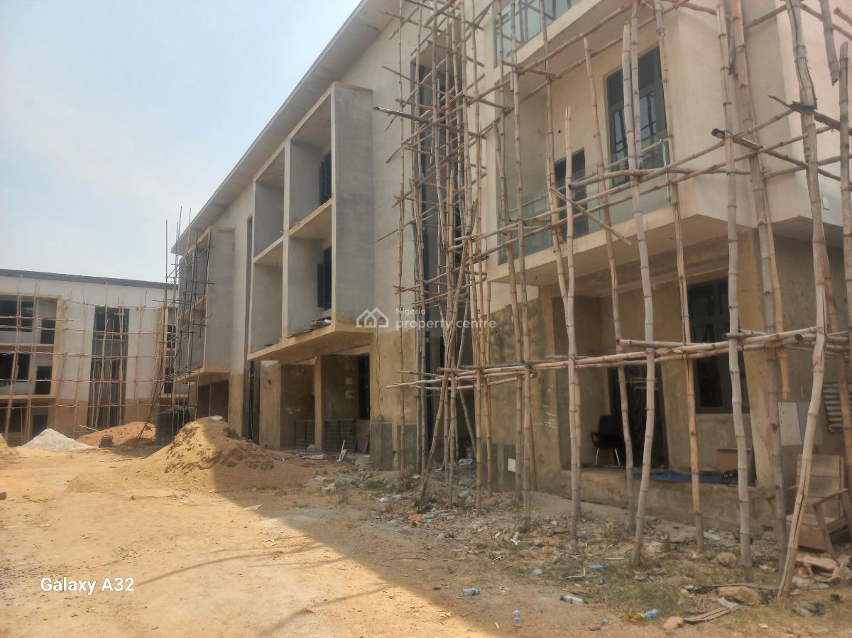 5 Bedrooms Terraced Duplex ( Carcass), Near Nnpc Filling Station, Guzape District, Abuja, Terraced Duplex for Sale