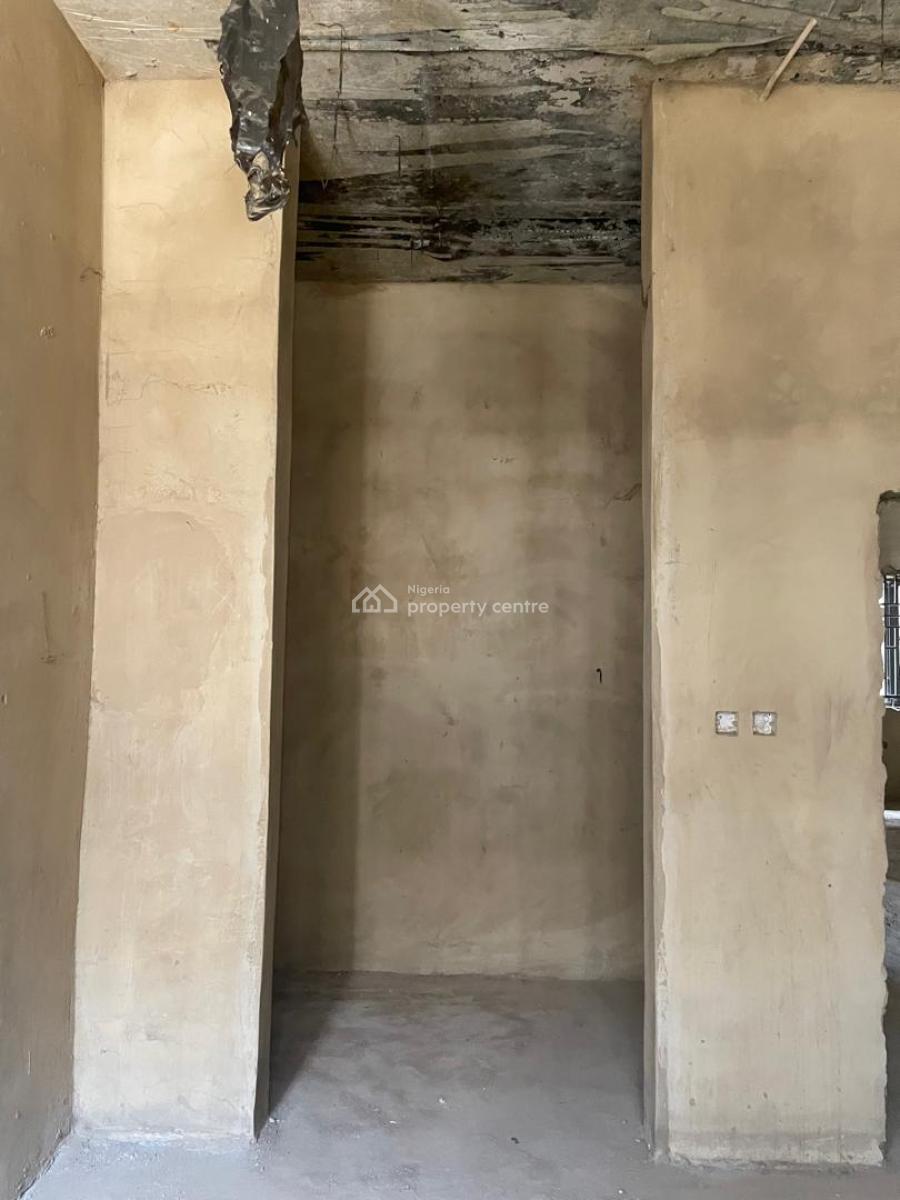 5 Bedrooms Terraced Duplex ( Carcass), Near Nnpc Filling Station, Guzape District, Abuja, Terraced Duplex for Sale