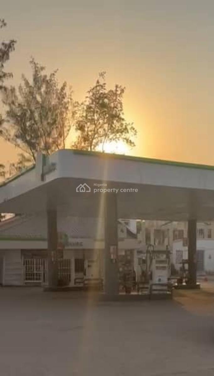 Functioning Filling Station, Garki 11, Garki, Abuja, Filling Station for Sale