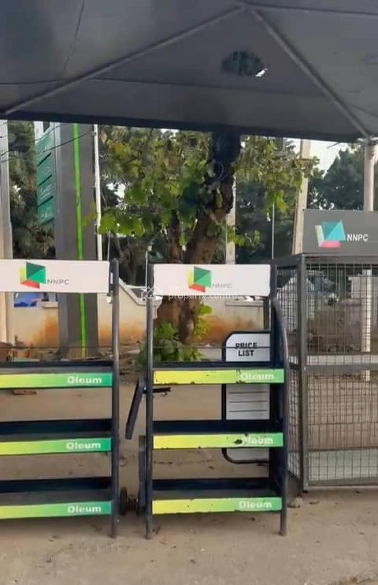 Functioning Filling Station, Garki 11, Garki, Abuja, Filling Station for Sale