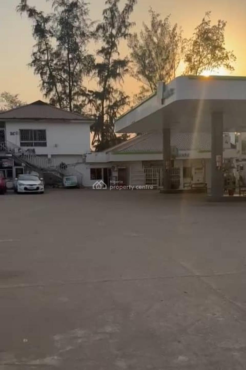 Functioning Filling Station, Garki 11, Garki, Abuja, Filling Station for Sale