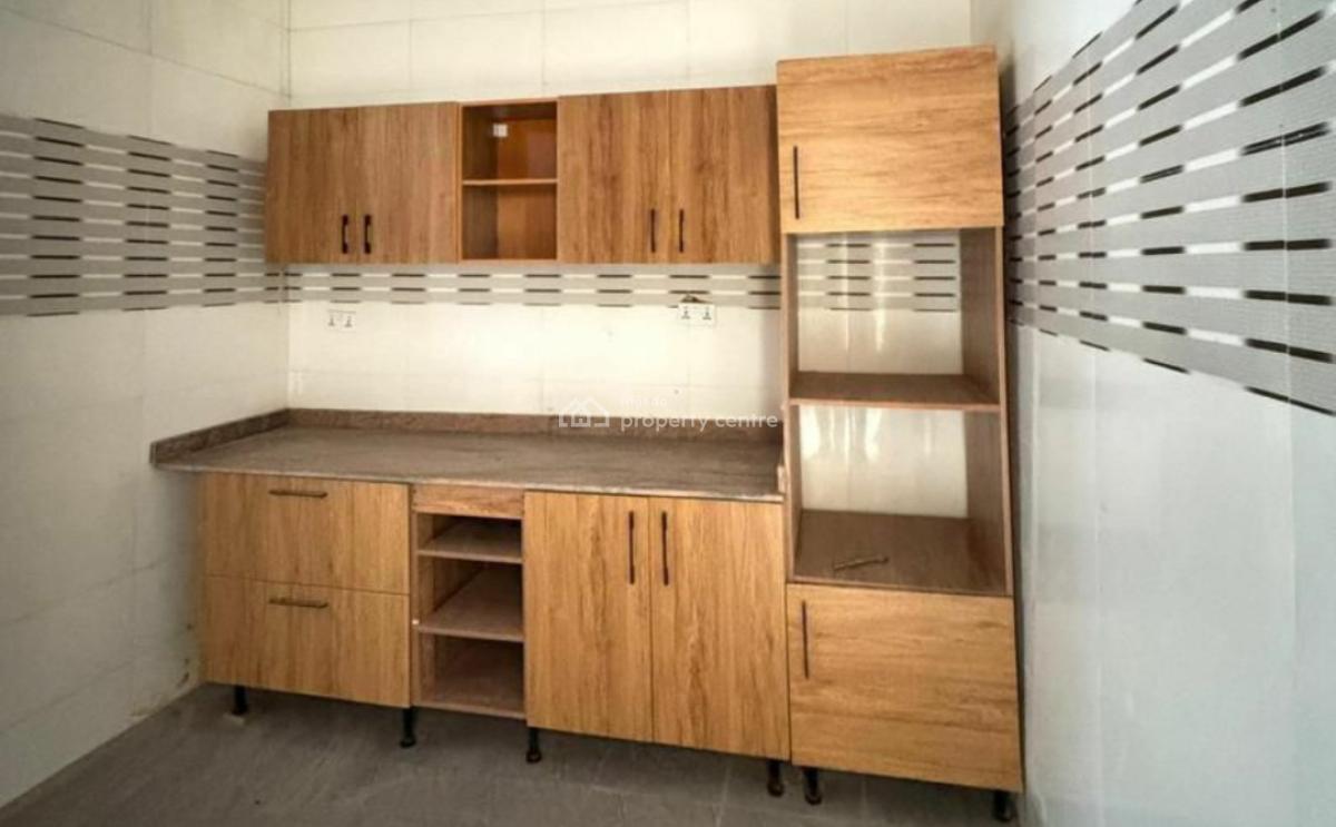 Brand New 3 Bedroom Apartments with Modern Day Pop Ceiling, Yaba, Lagos, Flat / Apartment for Sale