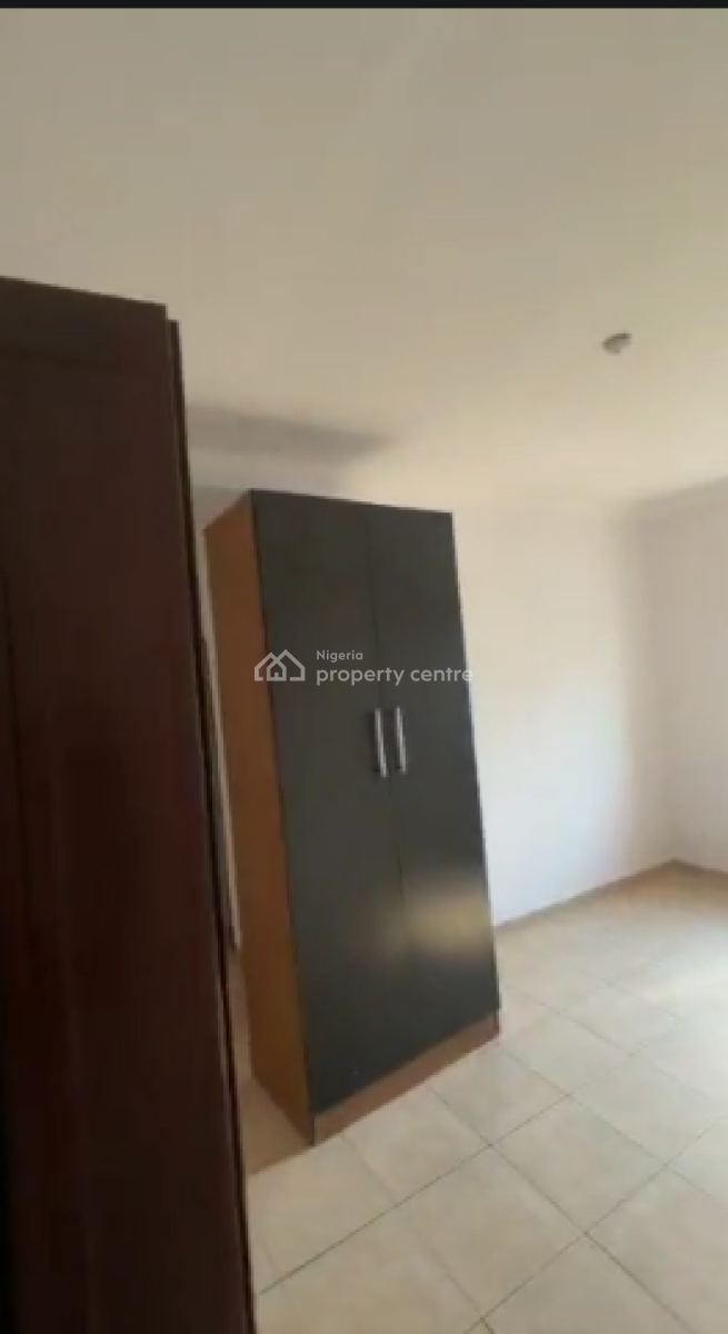 Spacious 3 Bedrooom Flat, Ocean Palm, Sangotedo, Ajah, Lagos, Flat / Apartment for Rent