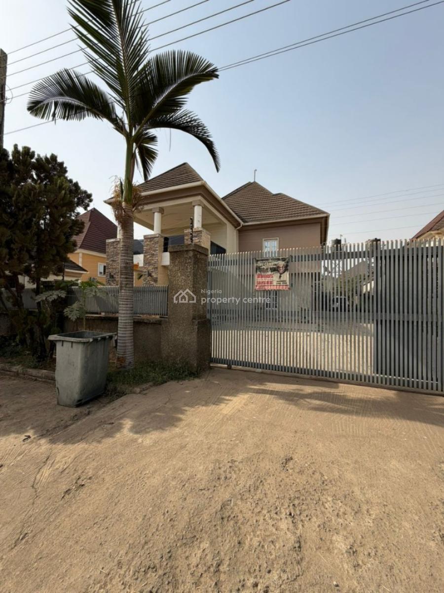 4 Bedrooms Detached Duplex, Family Lounge and Bq, (tarred Roads), Life Camp, Abuja, Detached Duplex for Sale