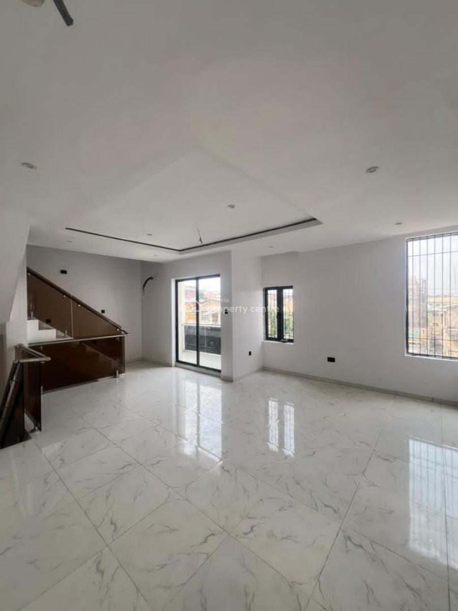 Fully Fitted 4 Bedroom Terrace Duplex with Bq, Obanikoro, Shomolu, Lagos, Terraced Duplex for Sale