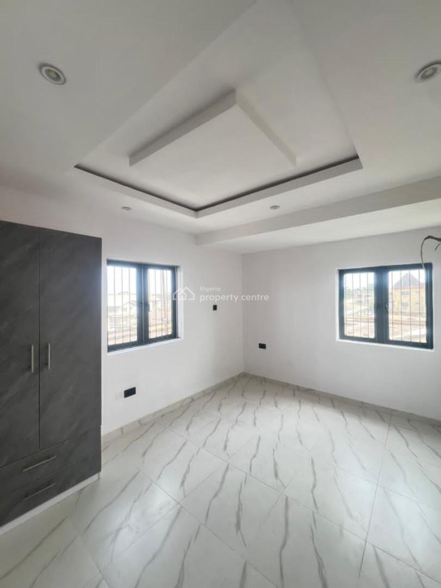 Fully Fitted 4 Bedroom Terrace Duplex with Bq, Obanikoro, Shomolu, Lagos, Terraced Duplex for Sale