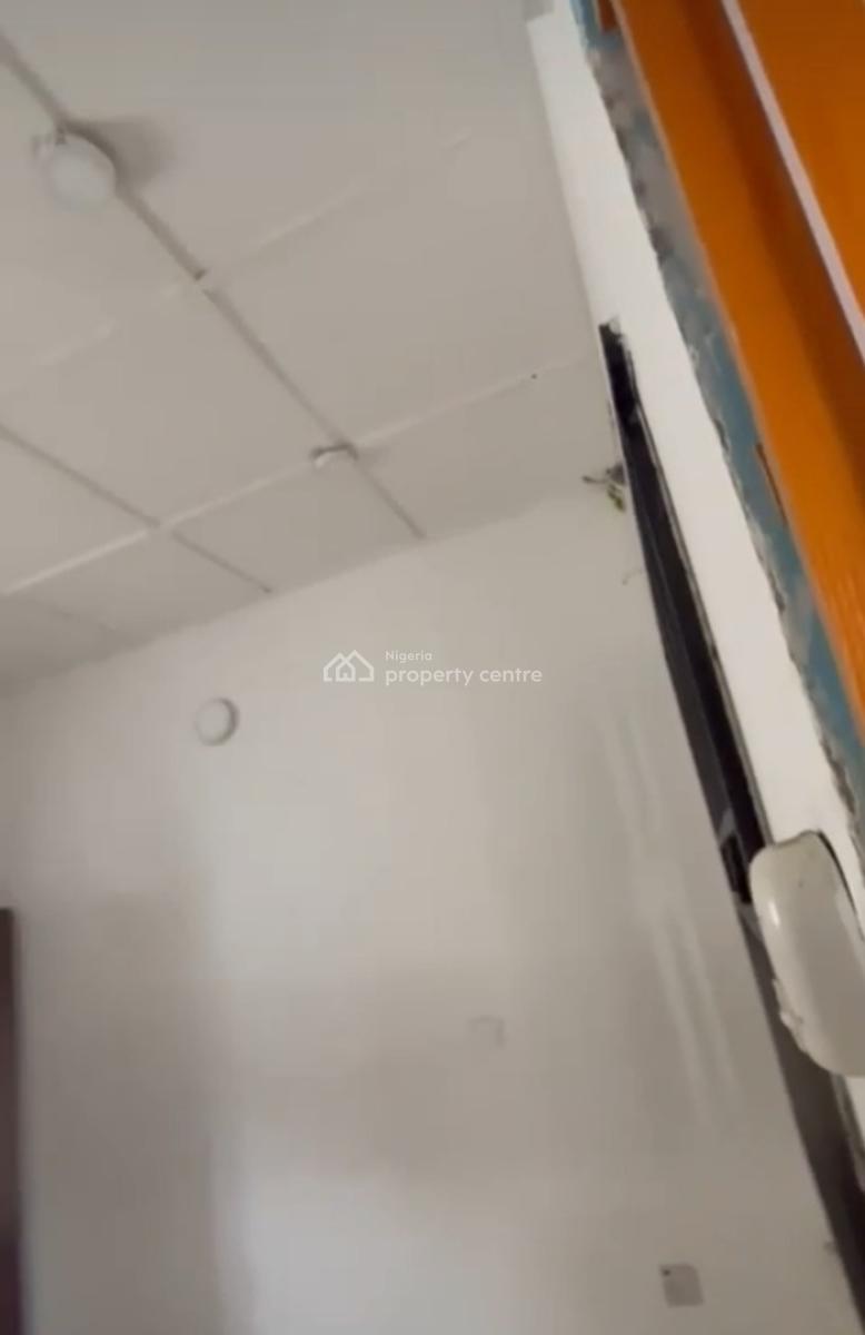 2 Bedroom Apartment, Lekki Phase 1, Lekki, Lagos, Flat / Apartment for Rent