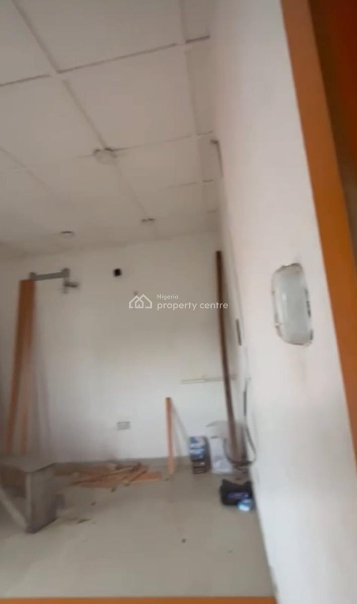 2 Bedroom Apartment, Lekki Phase 1, Lekki, Lagos, Flat / Apartment for Rent