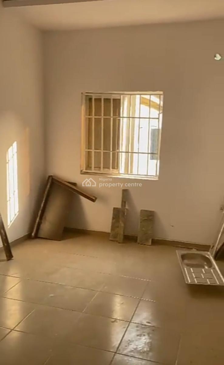 Standard  Upstairs Miniflat, Ajah, Lagos, Mini Flat (room and Parlour) for Rent