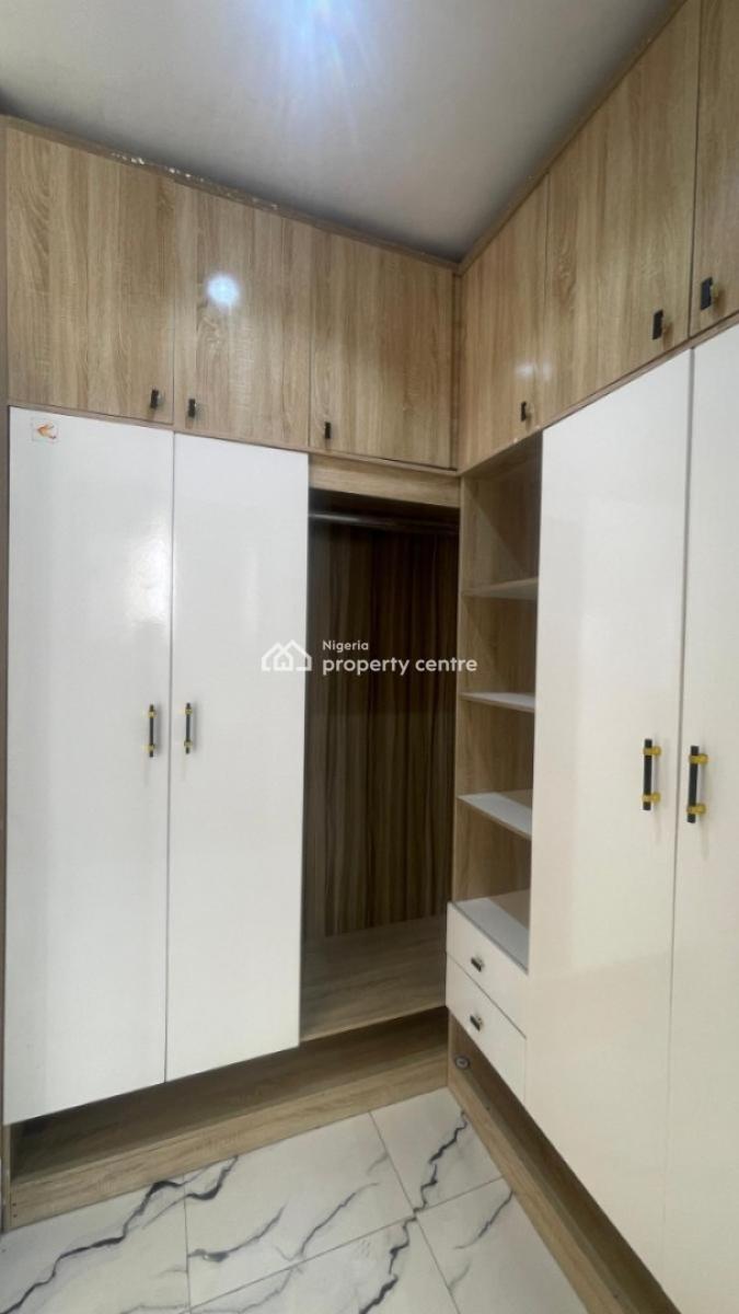 4 Bedroom Semi-detached House, Ikota, Lekki, Lagos, Semi-detached Duplex for Sale