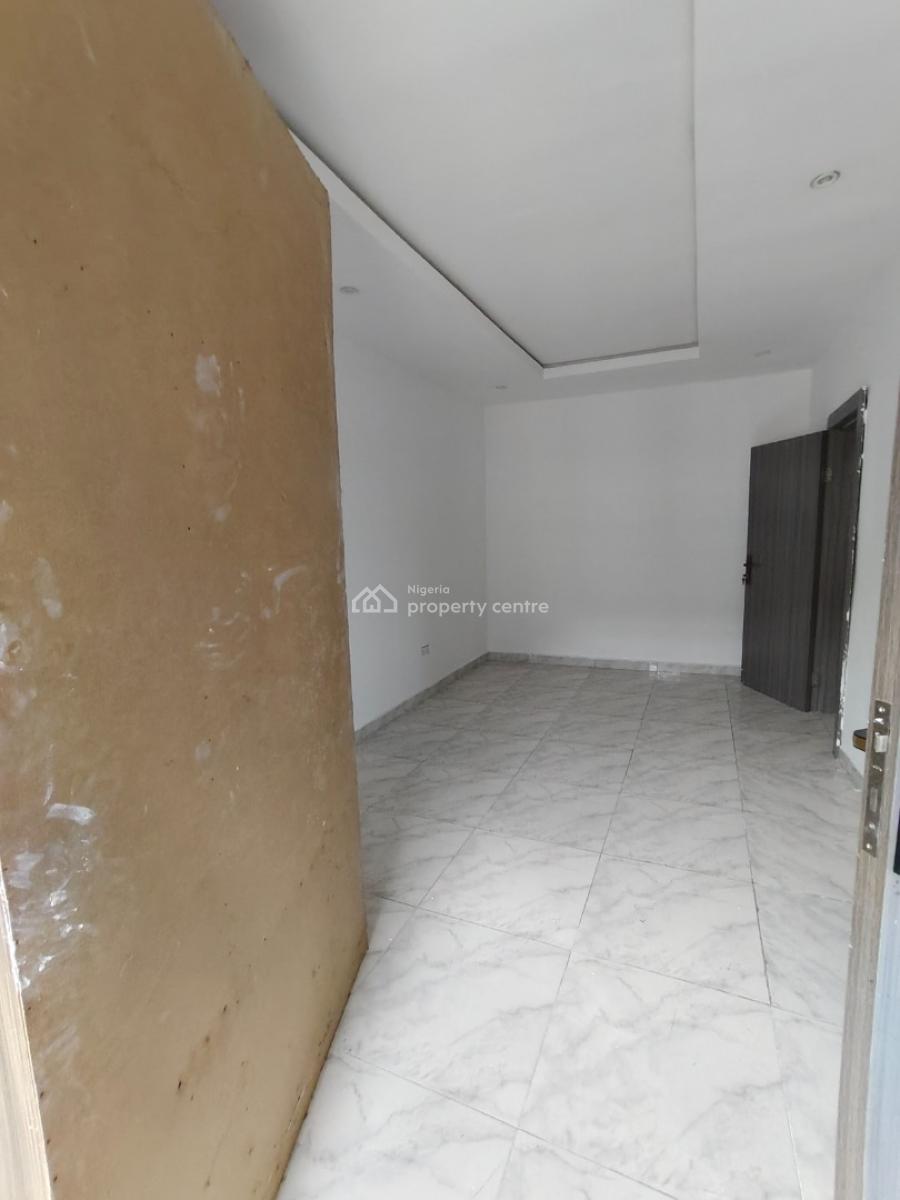 Sharp 2 Bedrooms Apartment, Ogombo, Ajah, Lagos, Flat / Apartment for Rent