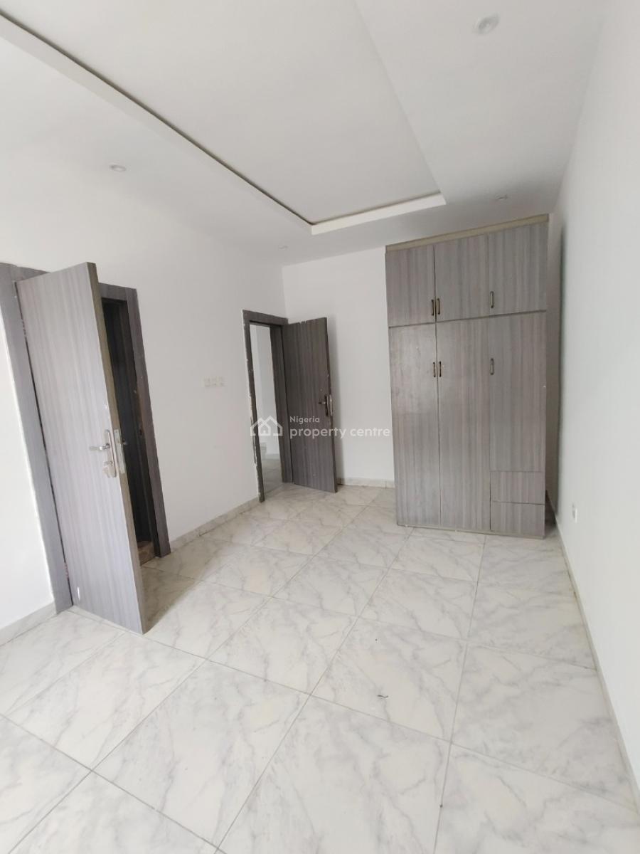 Sharp 2 Bedrooms Apartment, Ogombo, Ajah, Lagos, Flat / Apartment for Rent