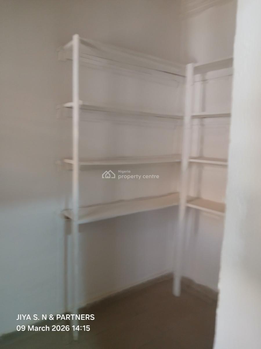 Well Renovated 3 Bedroom Fully Detached Bungalow with 2 Units Self Contain Bq, Suncity Estate, Galadimawa, Abuja, Detached Bungalow for Rent