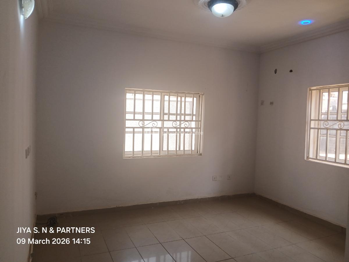 Well Renovated 3 Bedroom Fully Detached Bungalow with 2 Units Self Contain Bq, Suncity Estate, Galadimawa, Abuja, Detached Bungalow for Rent