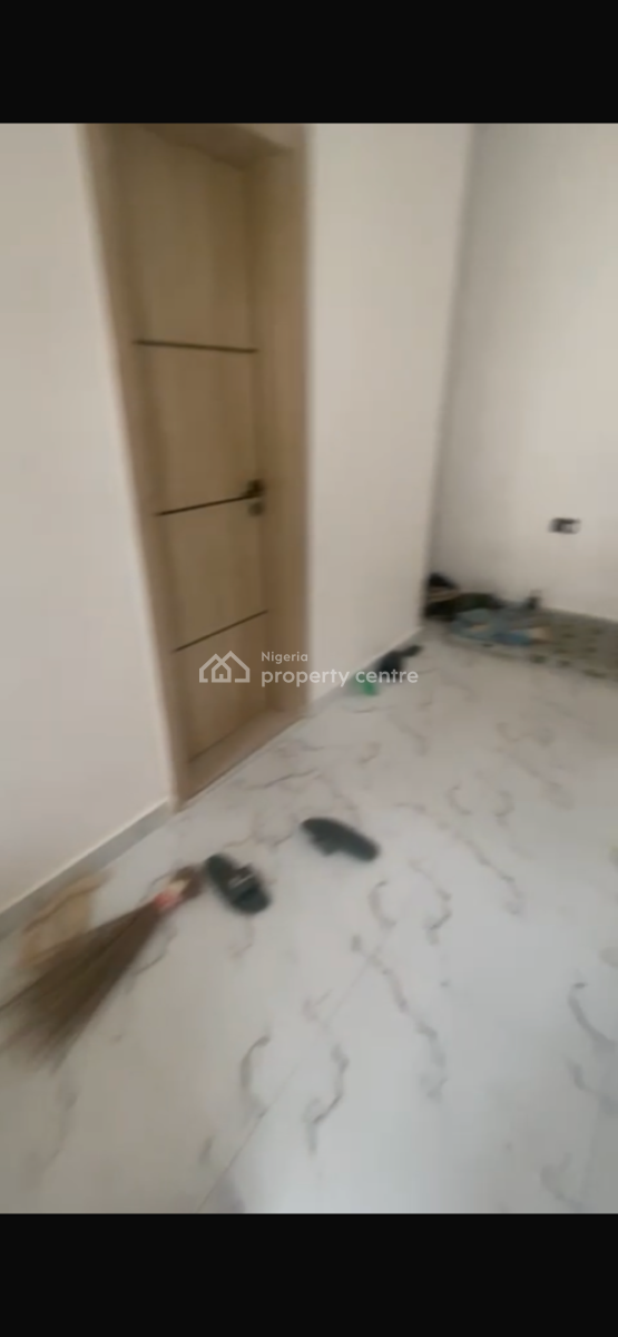 Spacious New Portable Fully Serviced 24hours Light Bq, Ologolo, Lekki, Lagos, Flat / Apartment for Rent