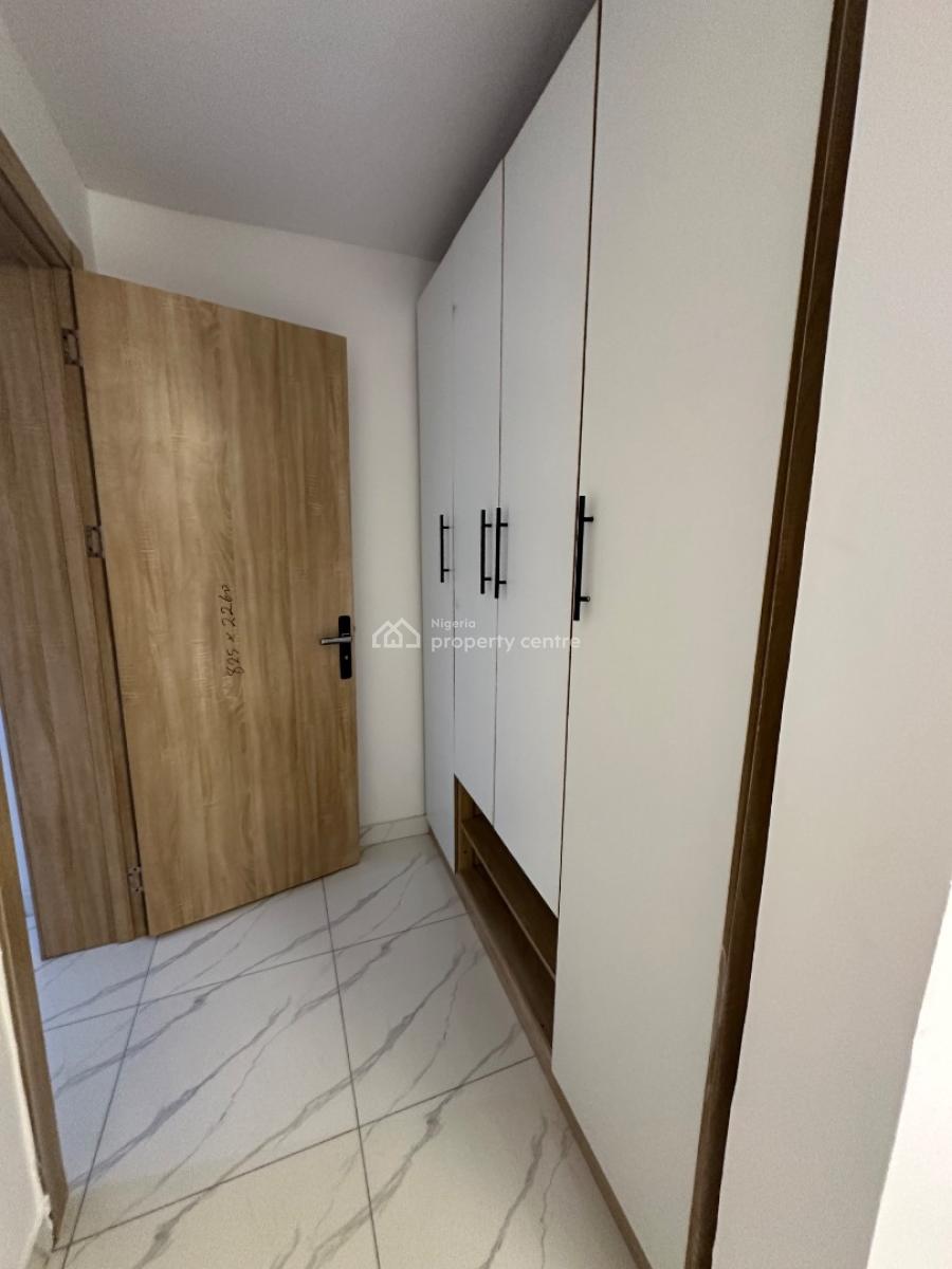 Fully Serviced 2 Bedroom Apartment, Ajah, Lagos, Flat / Apartment for Sale