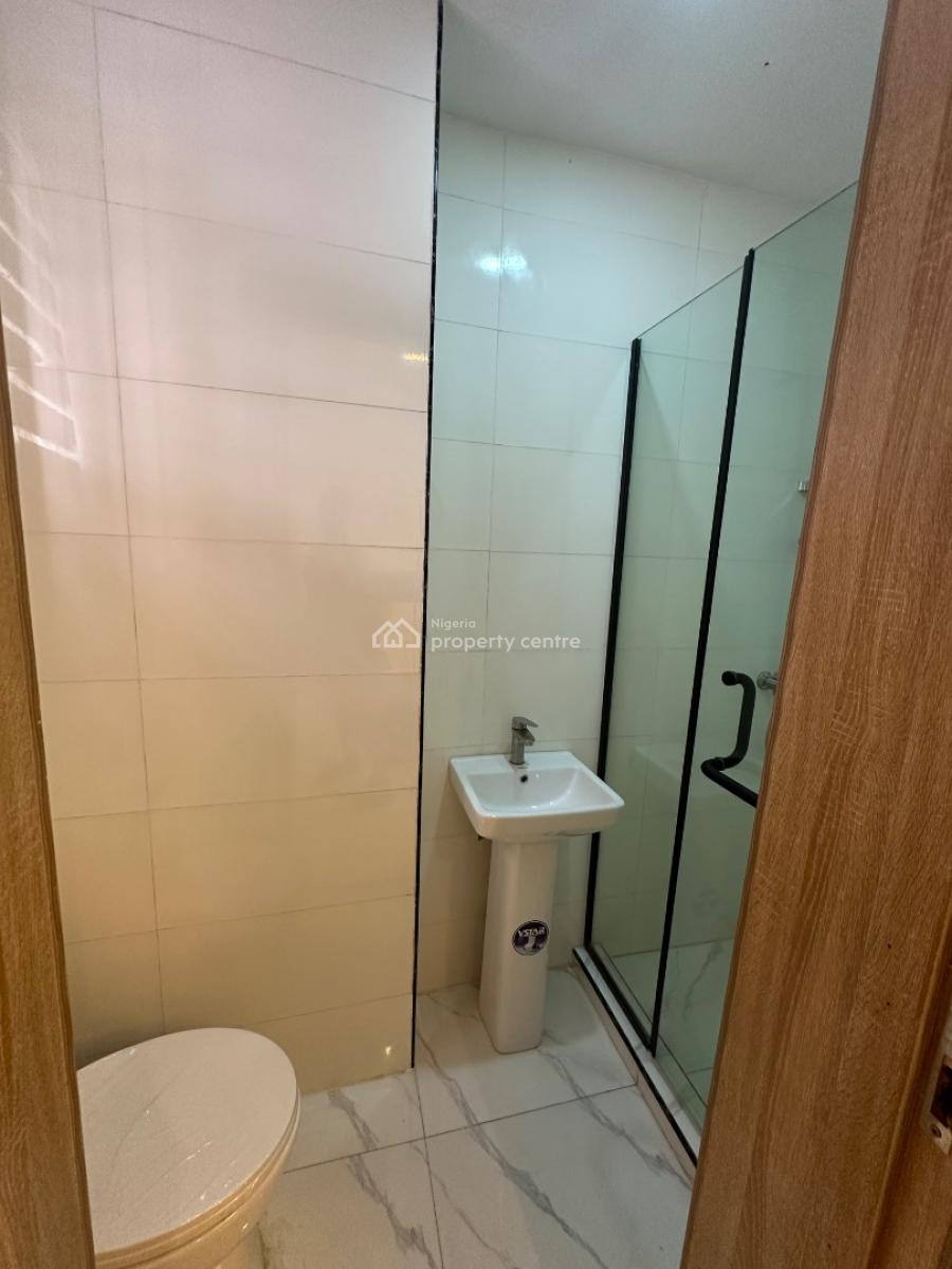 Fully Serviced 2 Bedroom Apartment, Ajah, Lagos, Flat / Apartment for Sale