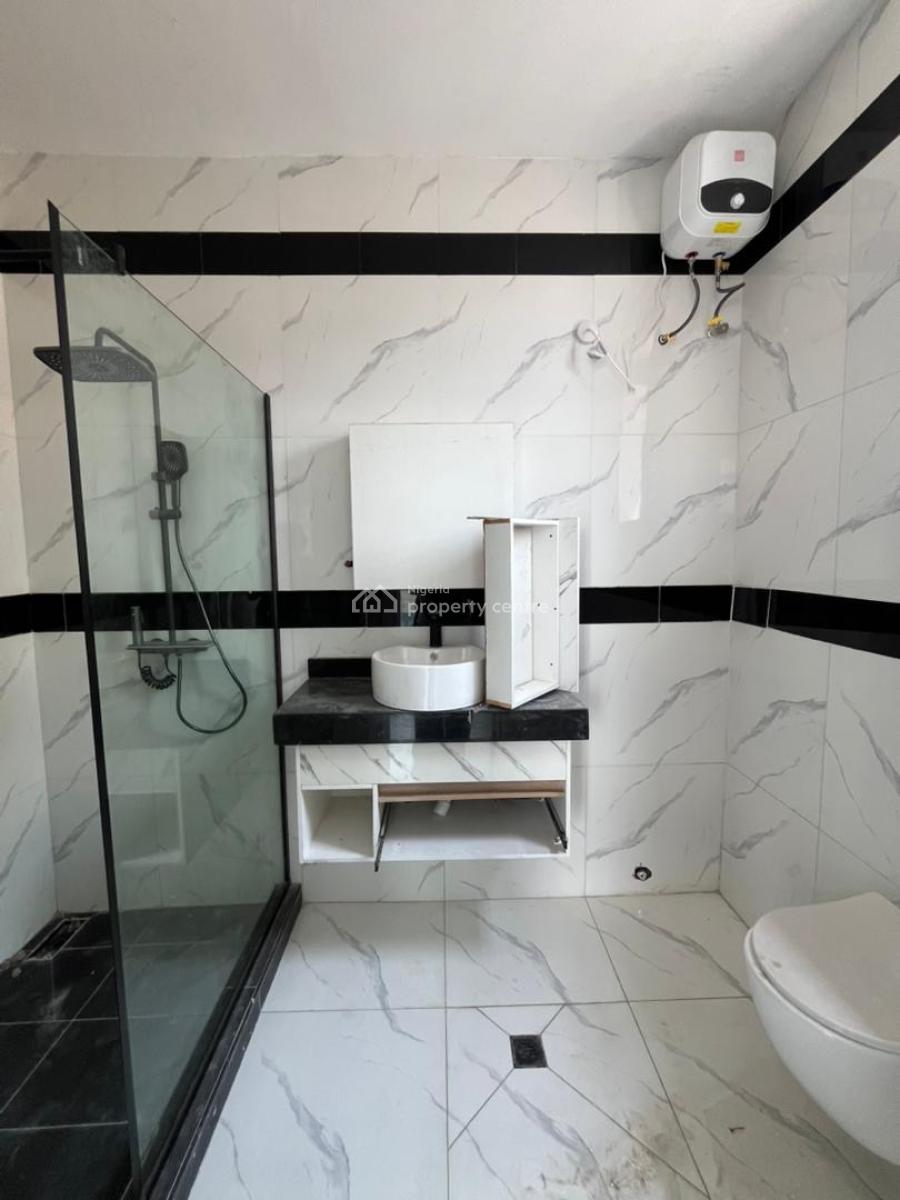 2 Bedroom Flat, Lekki Phase 1, Lekki, Lagos, Flat / Apartment for Sale