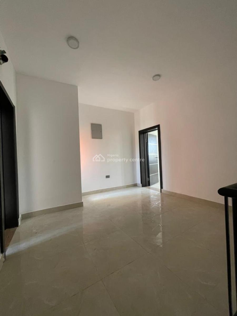 Tastefully Built 4 Bedroom Terrace Duplex with Study Room, Yaba, Lagos, Terraced Duplex for Sale