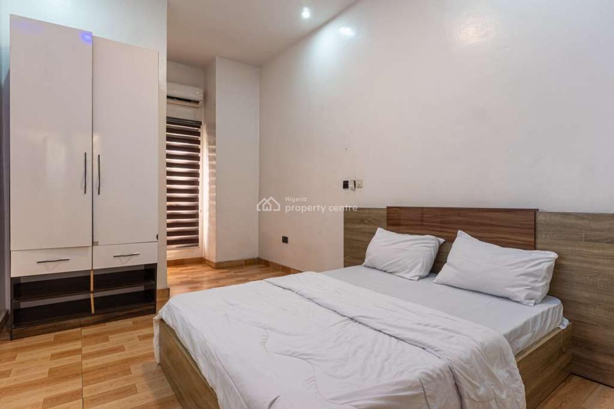 Luxury 4 Bedrooms, Agungi, Lekki, Lagos, Flat / Apartment Short Let