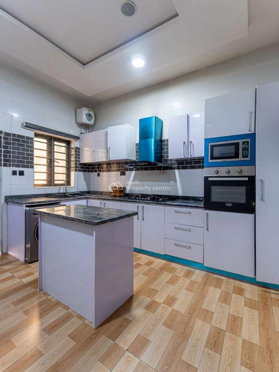 Luxury 4 Bedrooms, Agungi, Lekki, Lagos, Flat / Apartment Short Let