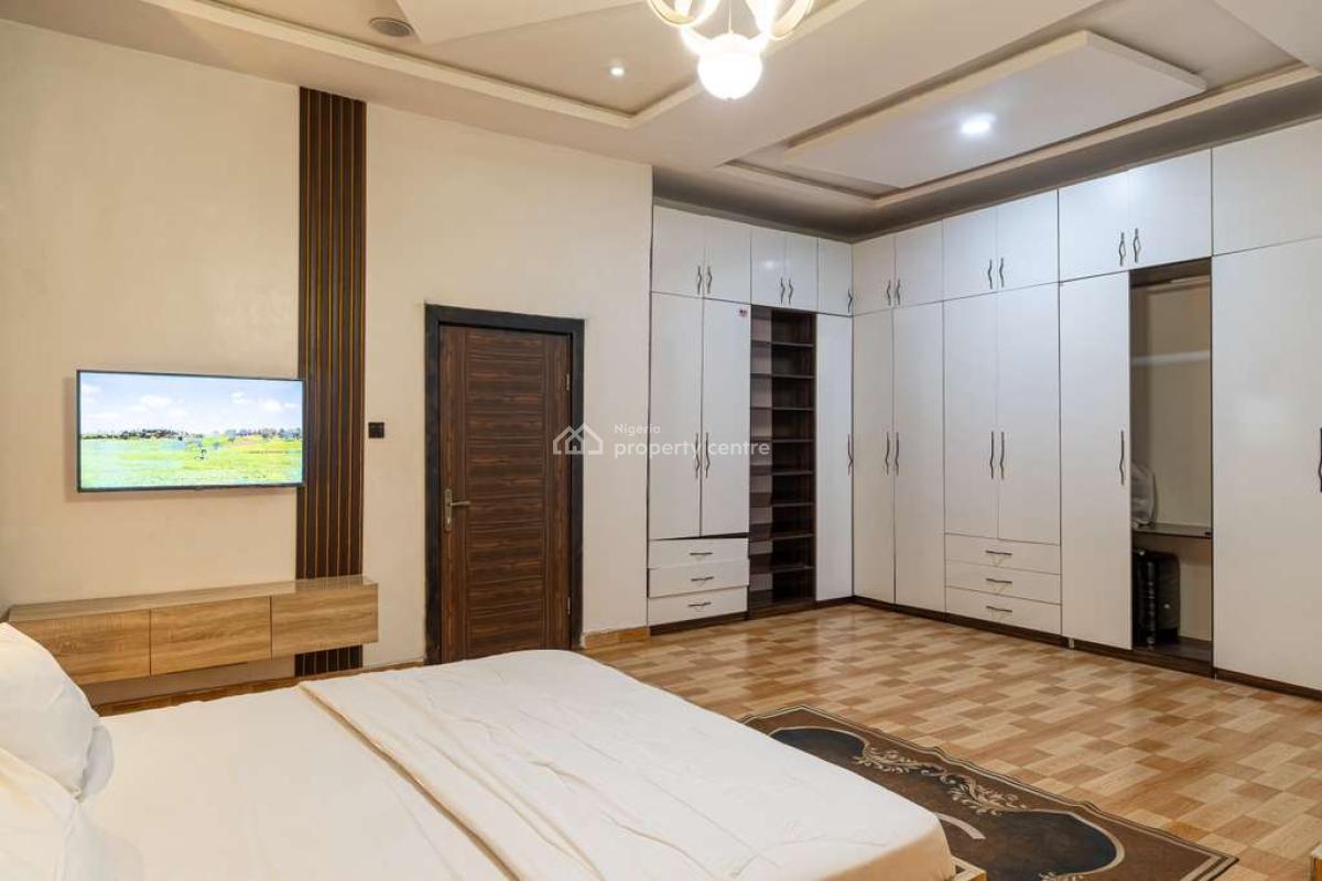 Luxury 4 Bedrooms, Agungi, Lekki, Lagos, Flat / Apartment Short Let