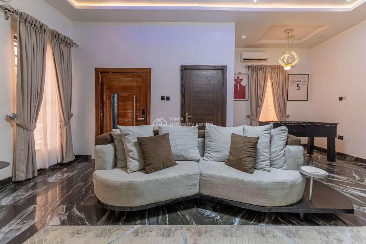 Luxury 4 Bedrooms, Agungi, Lekki, Lagos, Flat / Apartment Short Let