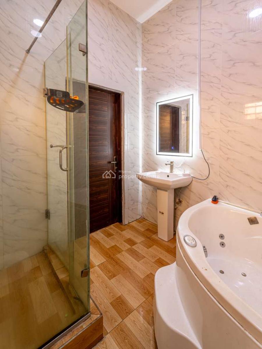 Luxury 4 Bedrooms, Agungi, Lekki, Lagos, Flat / Apartment Short Let