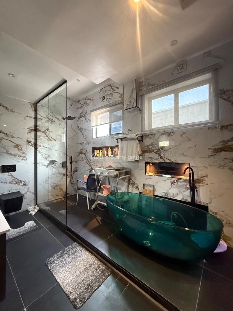 3 Bedrooms Terraced Duplex, Lekki Phase 1, Lekki, Lagos, Terraced Duplex for Sale