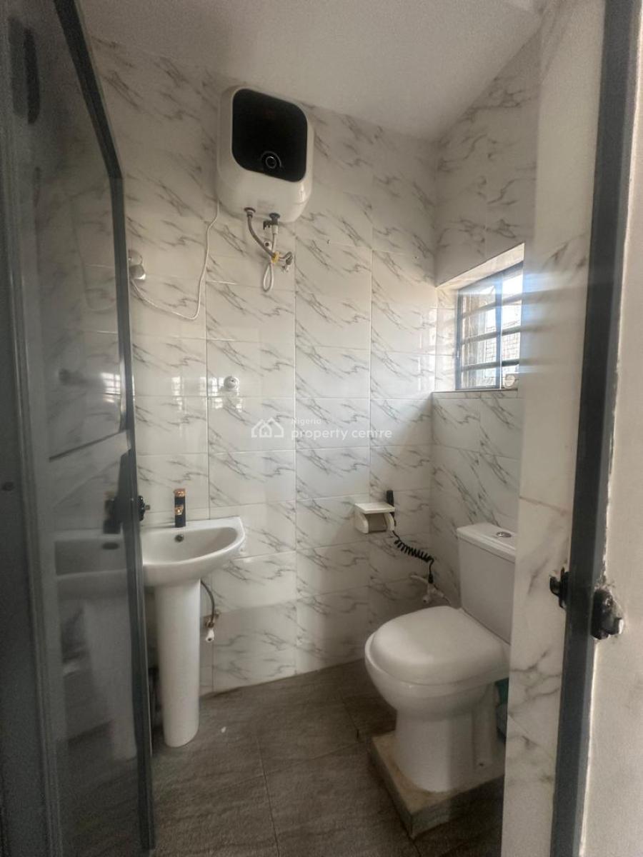 Newly Built 2 Bedroom Flat, Gbagada, Lagos, Flat / Apartment for Rent