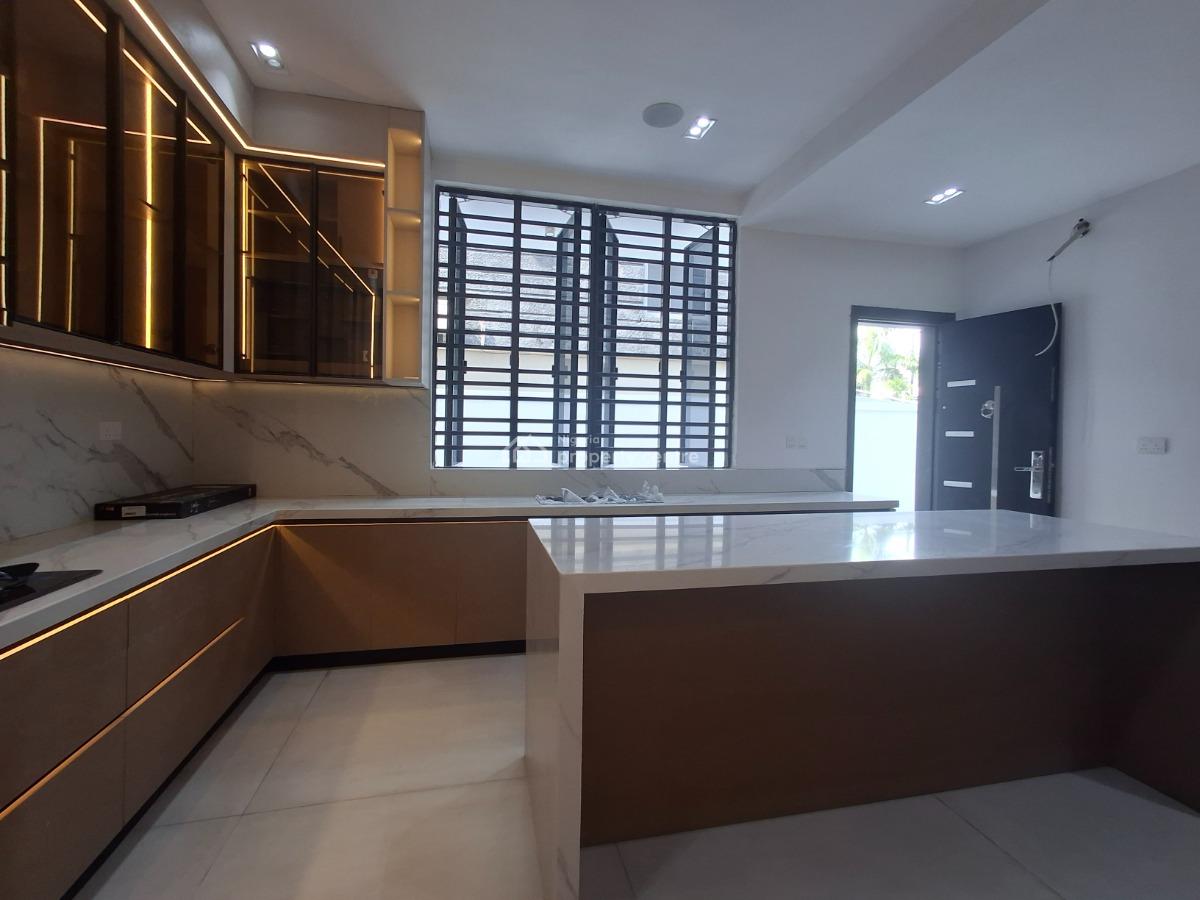 5 Bedrooms Detached House, Lekki Phase 1, Lekki, Lagos, Detached Duplex for Sale