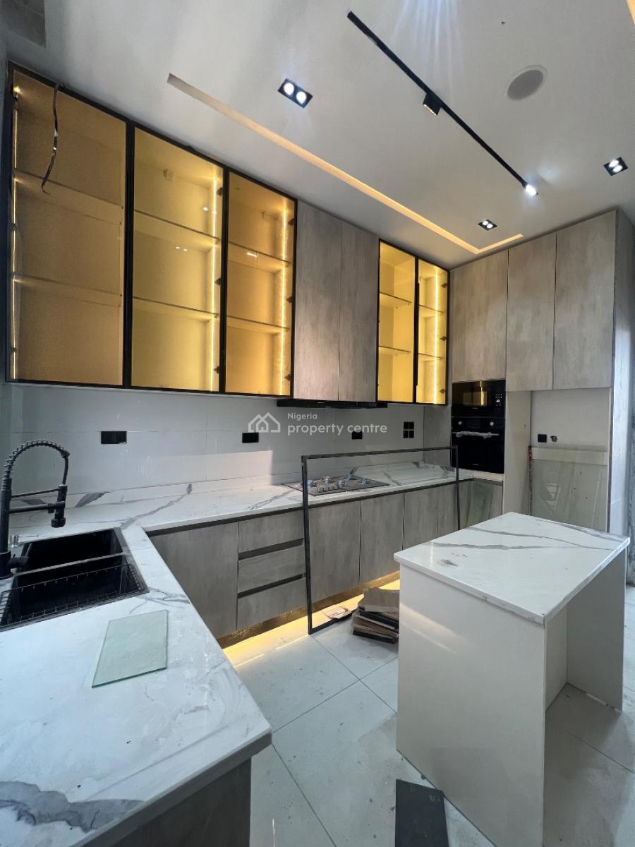 5 Bedrooms Semi-detached Duplex, Ikota, Lekki, Lagos, Semi-detached Duplex for Sale