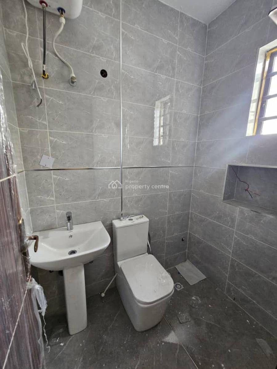 Newly Built 2 Bedroom Apartment in a Secured Estate, Surulere, Lagos, House for Sale
