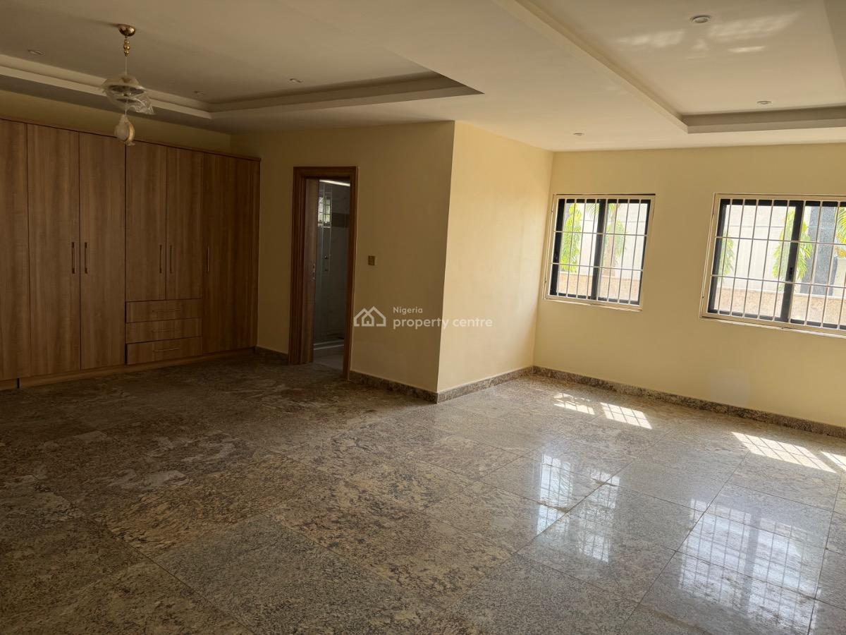 Standard 3 Bedroom Spa with a Bq, Asokoro District, Abuja, Flat / Apartment for Rent