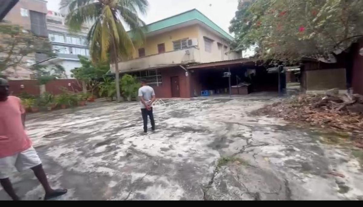 Massive Commercial Property -- Victoria Island, Victoria Island (vi), Lagos, Commercial Property for Rent