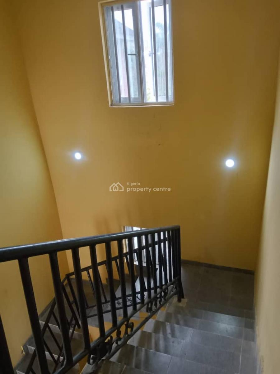 a Standard 4bedroom Duplex, Before Fara Park After Crown Estate Ajah, Sangotedo, Ajah, Lagos, Terraced Duplex for Rent