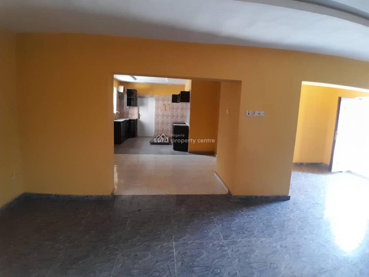 a Standard 4bedroom Duplex, Before Fara Park After Crown Estate Ajah, Sangotedo, Ajah, Lagos, Terraced Duplex for Rent