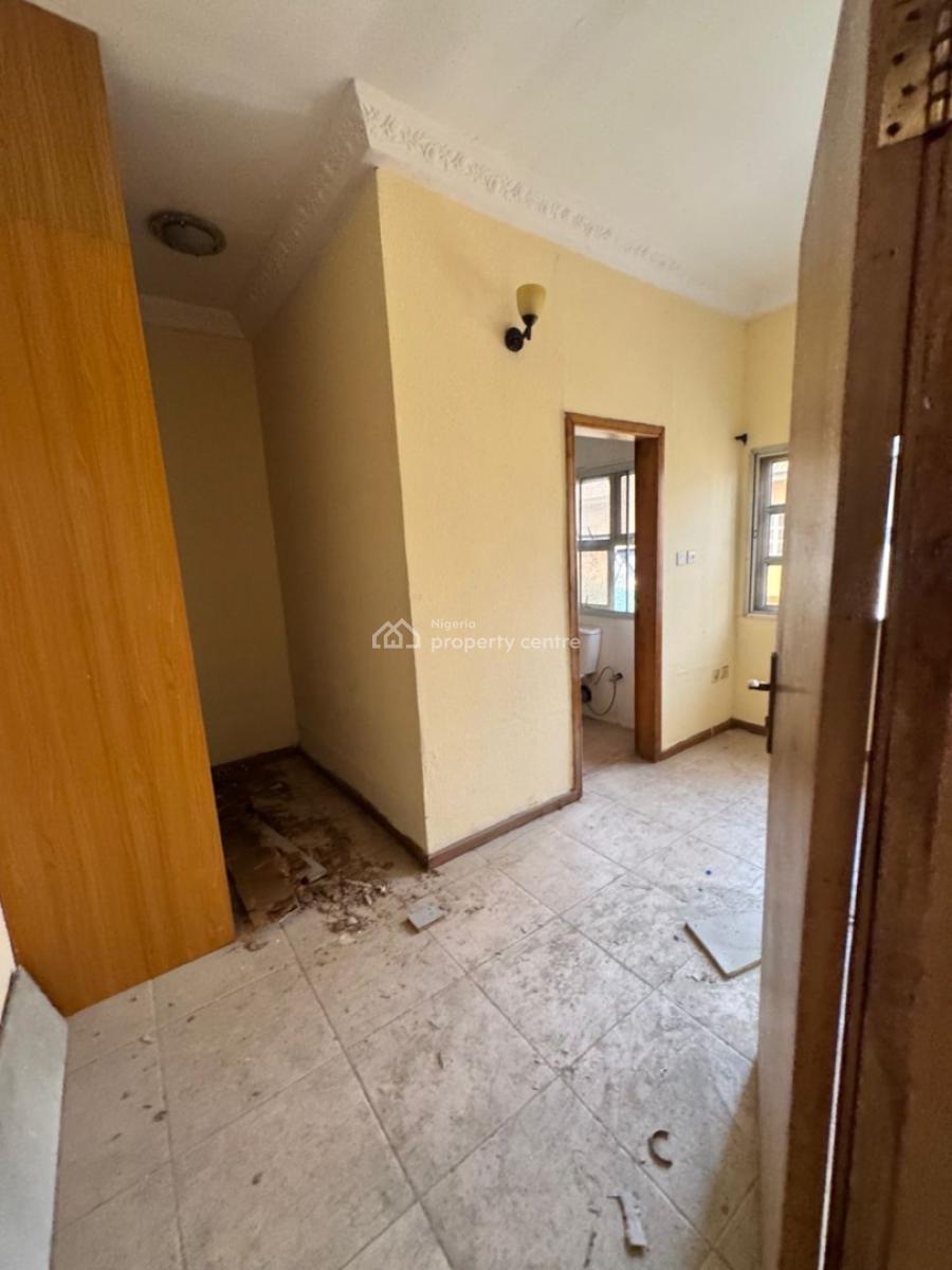5 Bedroom Semi-detached Duplex with 2 Rooms Bq, Lekki Phase 1, Lekki, Lagos, Commercial Property for Rent
